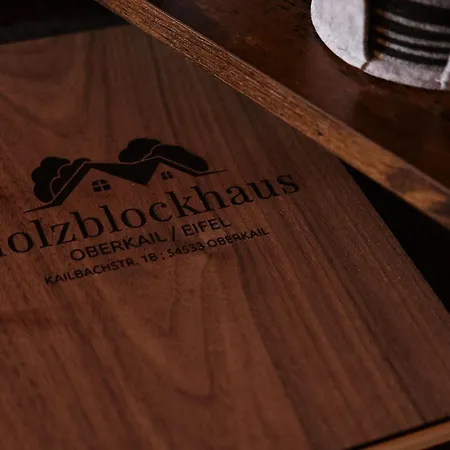 Holzblockhaus, Eifel *