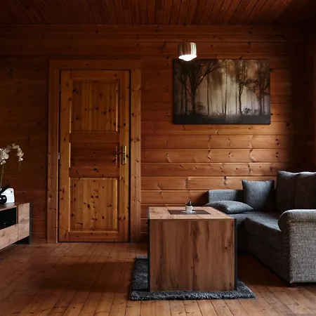 Holzblockhaus, Eifel *