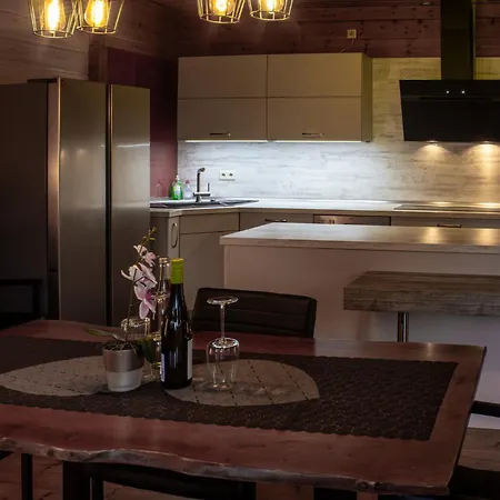 Holzblockhaus, Eifel